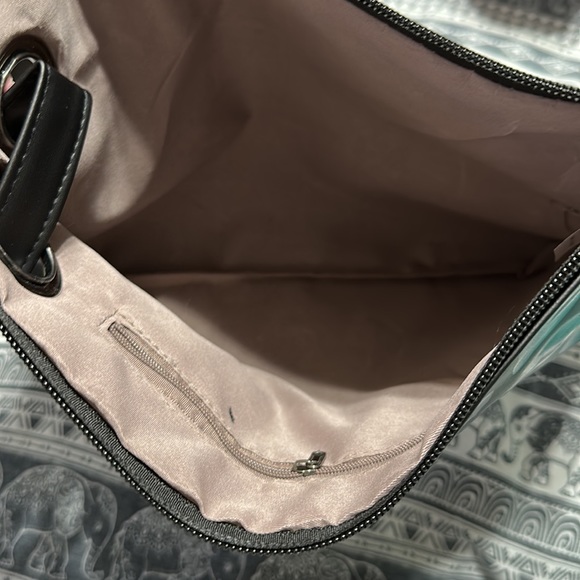 Cute clutch - Picture 3 of 3